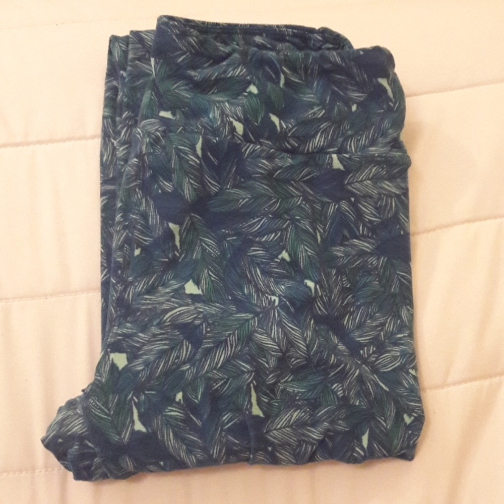 LuLaRoe OS leggings